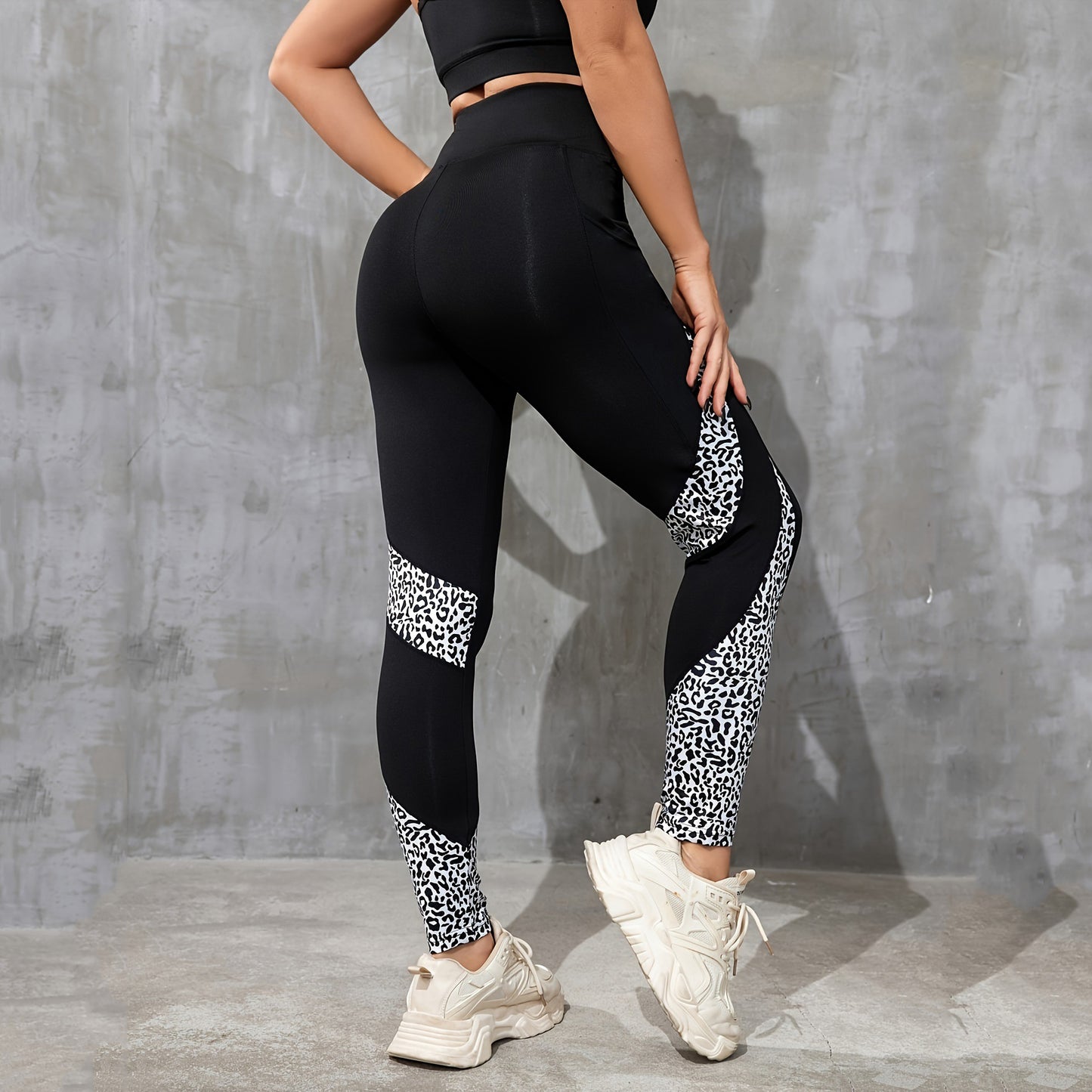 High Waist Fitness Pants Stretch Tight Peach Buttock Lifting Women Leopard Printed Yoga Leggings with Pockets