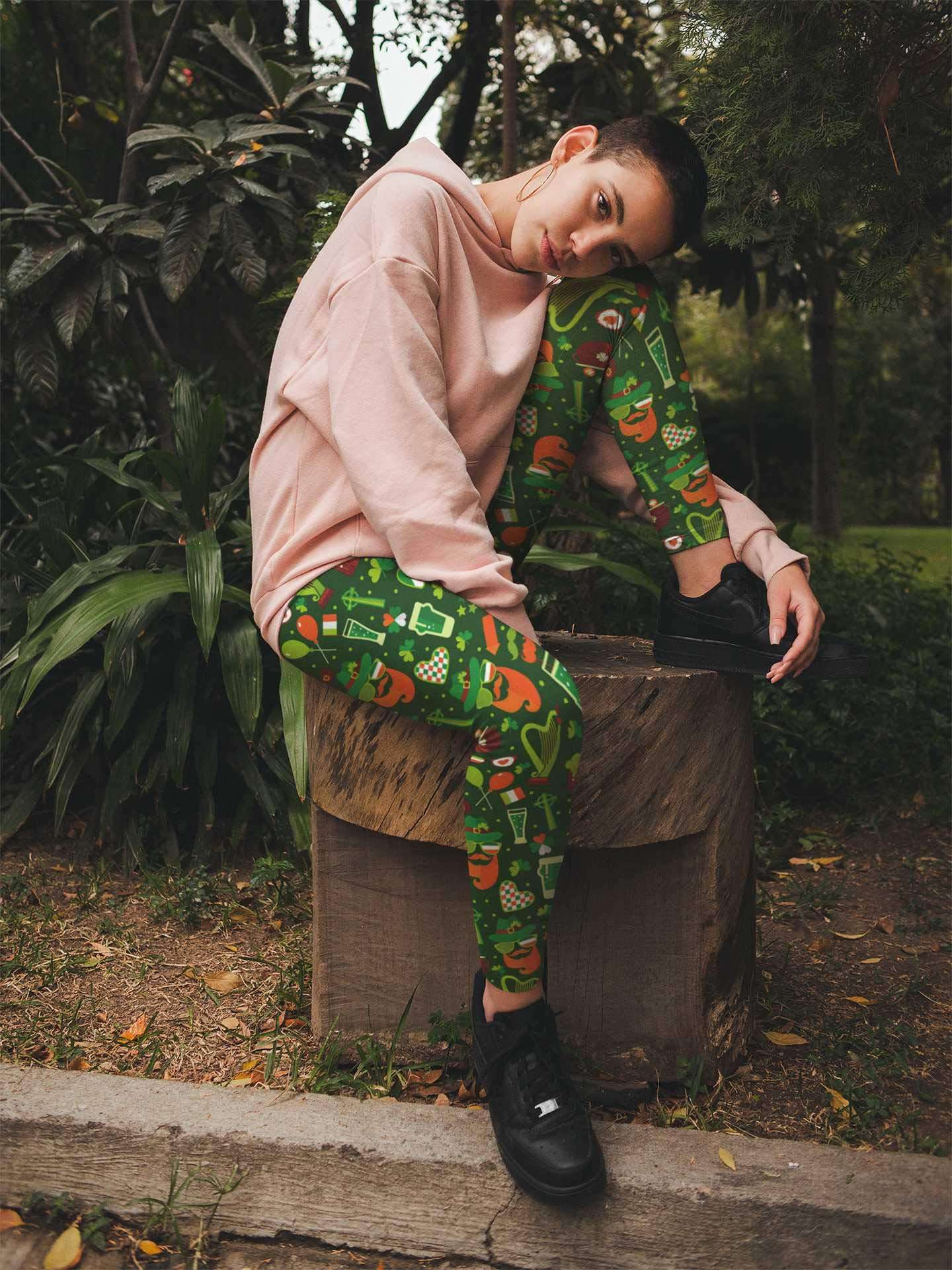 St. Patrick's Day Trendy Fun and Drinks Leggings